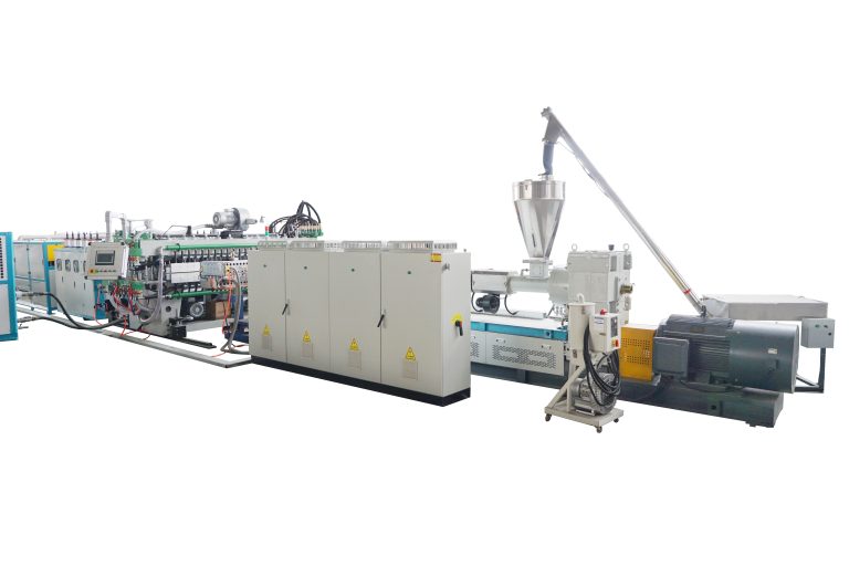 Read more about the article Qingdao Xinquan Plastic Machinery Co., Ltd. PP Hollow Board Production Line